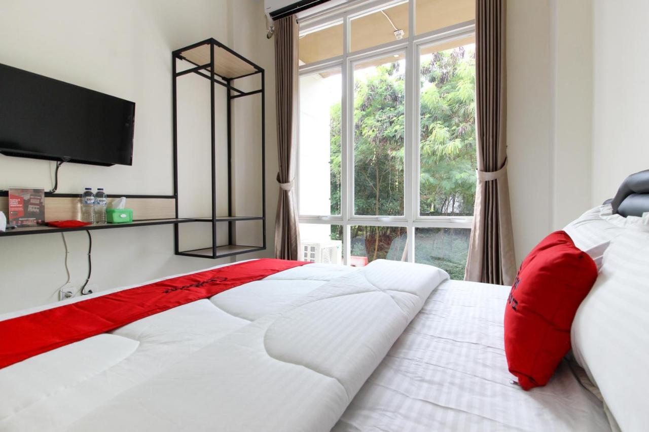 Reddoorz Near Jogja City Mall 3 Sleman (Yogyakarta) Exterior foto