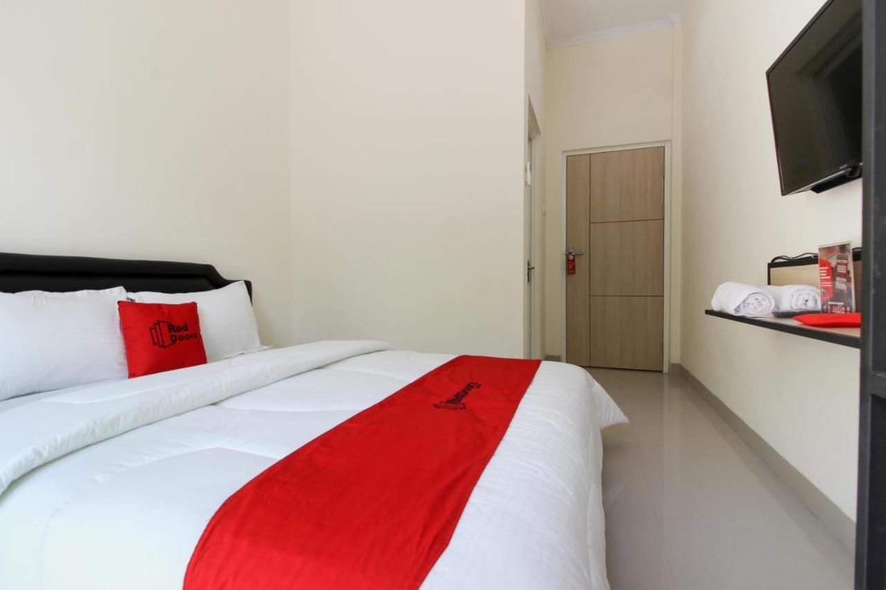 Reddoorz Near Jogja City Mall 3 Sleman (Yogyakarta) Exterior foto