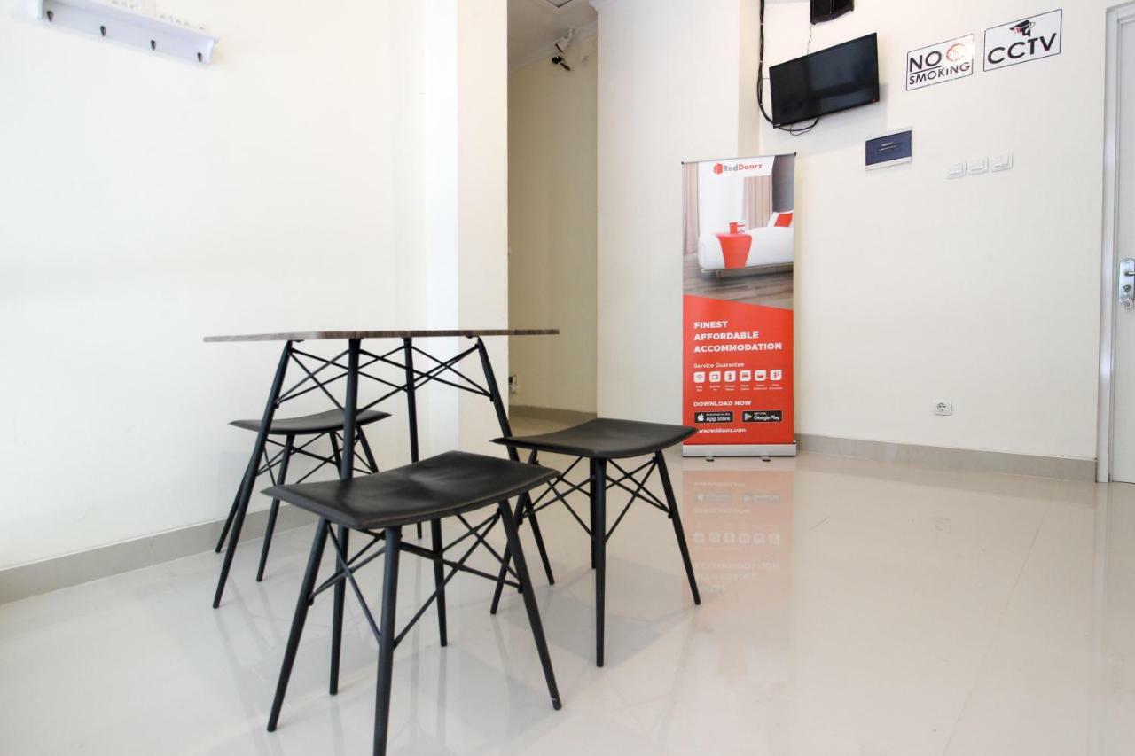 Reddoorz Near Jogja City Mall 3 Sleman (Yogyakarta) Exterior foto